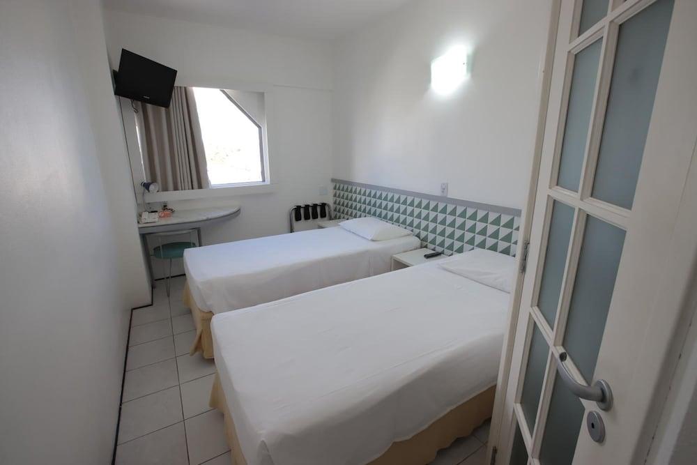 Ibis Budget Salvador Exterior photo