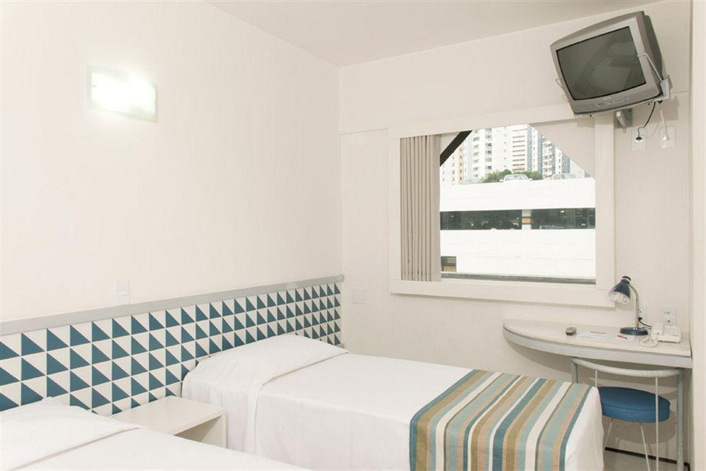 Ibis Budget Salvador Exterior photo
